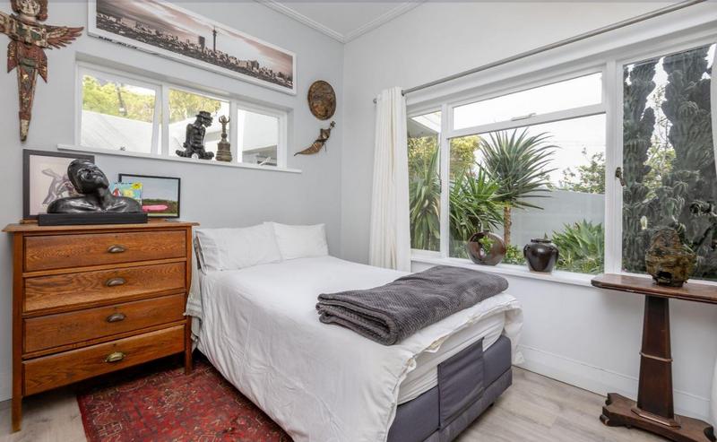 6 Bedroom Property for Sale in Camps Bay Western Cape